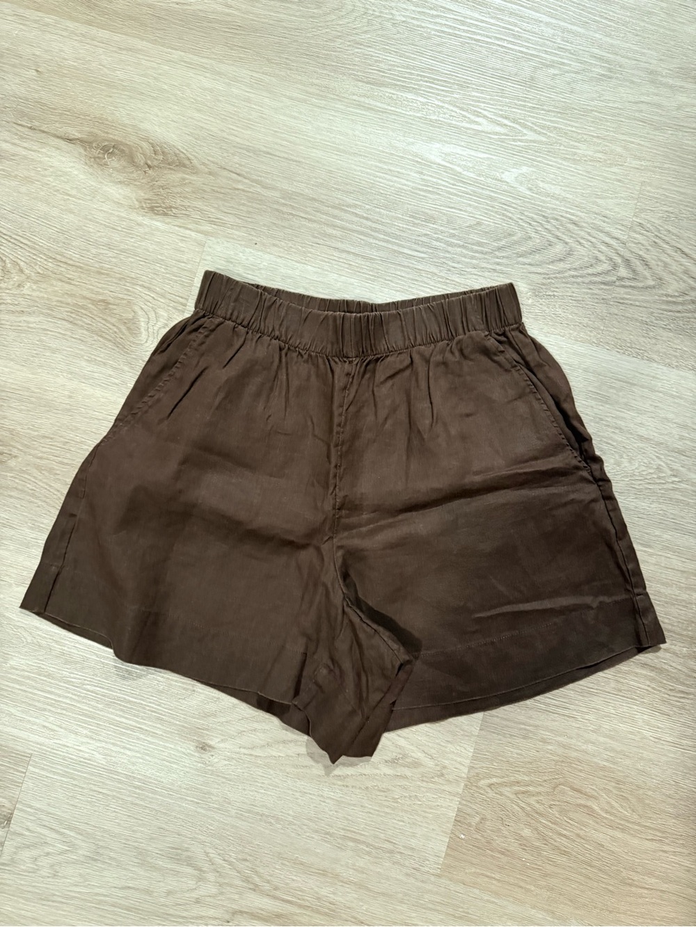 Relaxed Fit Brown Elastic-Waist Women's Bermuda Shorts